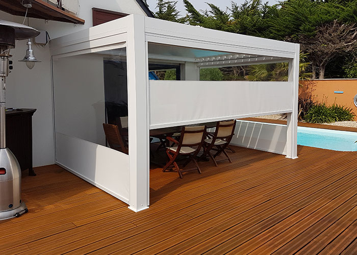 Bâches, toiles et stores pour terrasses et pergolas à Nantes