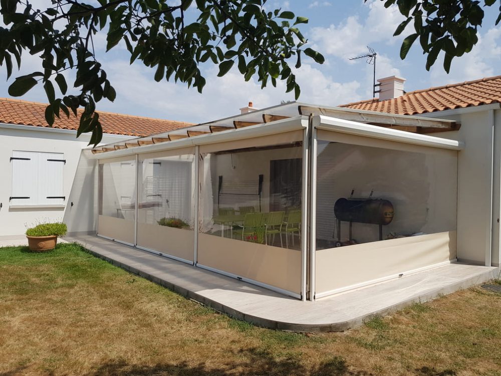 Bâches, toiles et fermeture terrasse, pergolas à Nantes